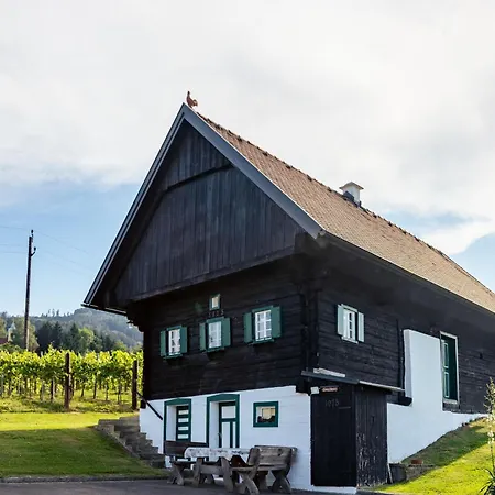 Winzerhaus Loescherannerl Holiday home Kogl
